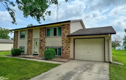 909 N Federal St, Hampton, IA 50441