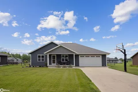 501 W Adams St, New London, IA 52645