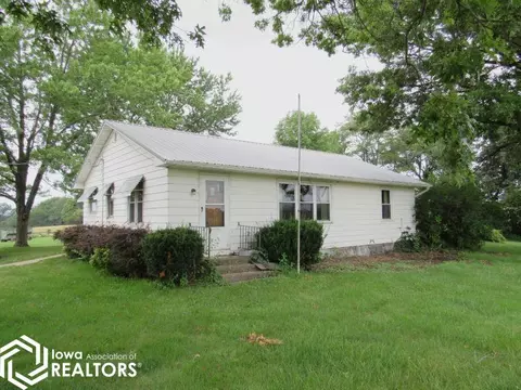 28031 Rainbow Ave, Bloomfield, IA 52537