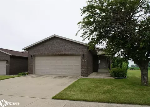 1610 Locust St, Webster City, IA 50595