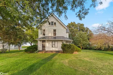 2040 Racine Ave, Mount Union, IA 52644