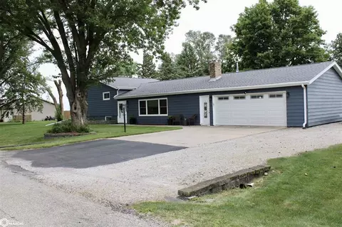 216 College Dr, Melbourne, IA 50162