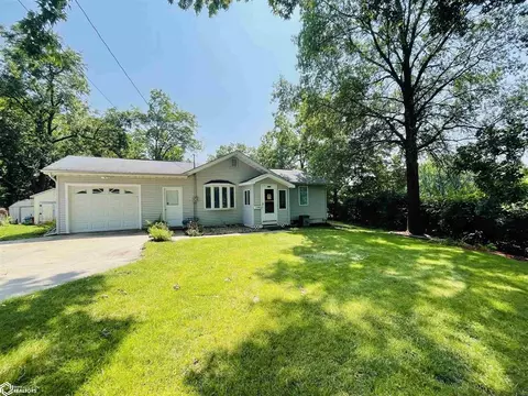 804 Kenilworth Ct, Burlington, IA 52601