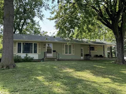 1104 N Division, Creston, IA 50801