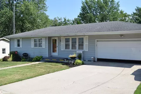 912 W Prairie St, Creston, IA 50801