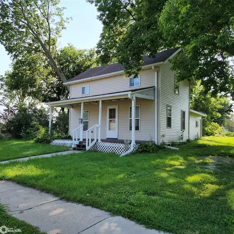 721 Elm St, Grinnell, IA 50112