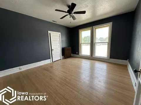 Bedroom - 107 E Washington St, Centerville, IA 52544 photo 1 of 4