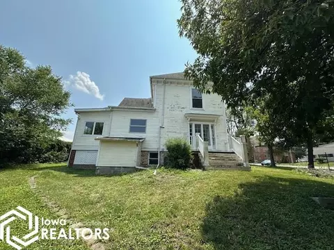 Exterior - 107 E Washington St, Centerville, IA 52544 photo 3 of 4