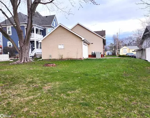 Exterior - 824 S Main St, Centerville, IA 52544 photo 8 of 9