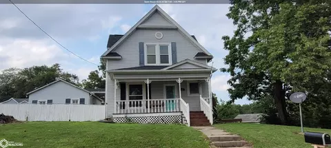 103 School St, Mystic, IA 52574