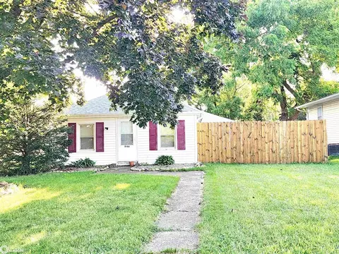 1944 S Taft Ave, Mason City, IA 50401