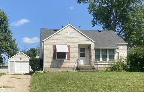 920 S 8th Ave, Marshalltown, IA 50158