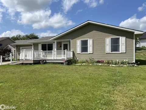 250 Country Club Dr, Osceola, IA 50213