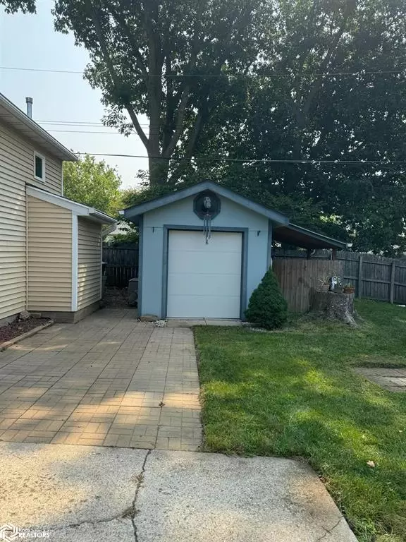  1004 Skylane Dr, Norwalk, IA 50211 photo 6