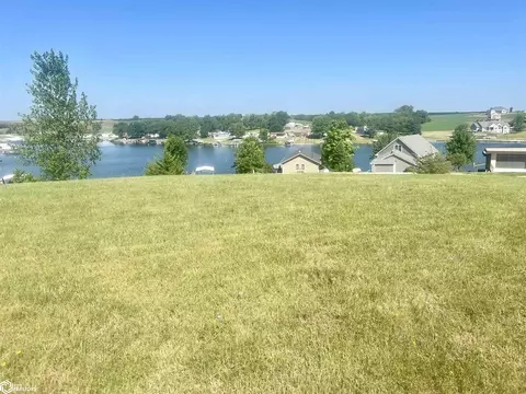 2056 Lake Cir, Ellston, IA 50074