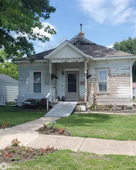 205 E Ohio St, Lenox, IA 50851