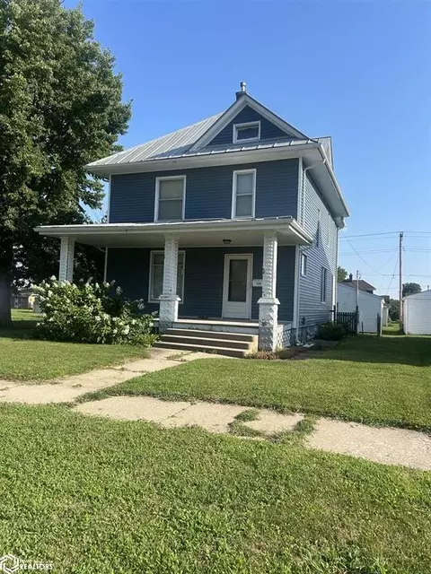 1228 Avenue F, Fort Madison, IA 52627