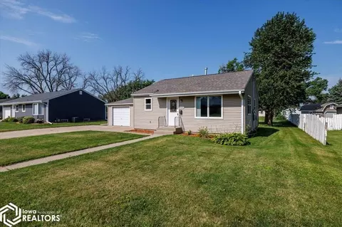 1515 Reed St, Grinnell, IA 50112