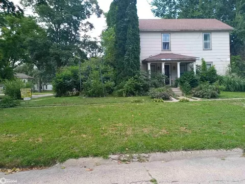 301 E Kennedy St, Algona, IA 50511