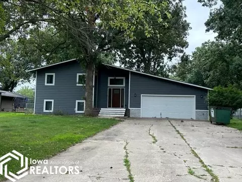 105 Timberline Trl, Algona, IA 50511