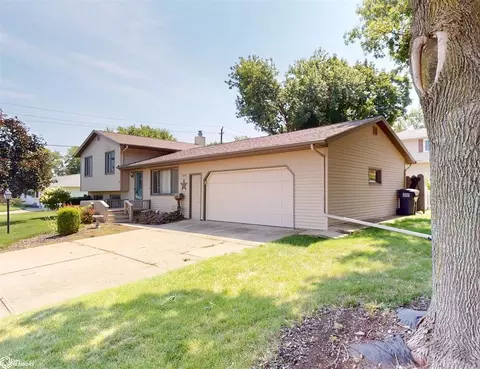 102 E 5th St, Ida Grove, IA 51445