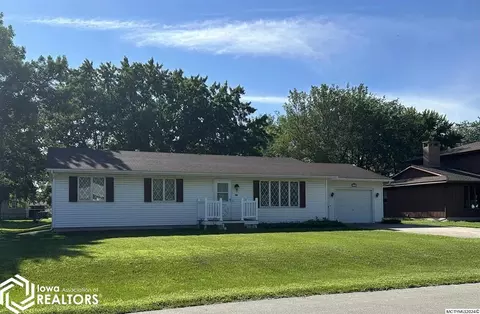 308 6th St N, Northwood, IA 50459