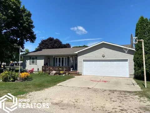202 5th St, Woden, IA 50484