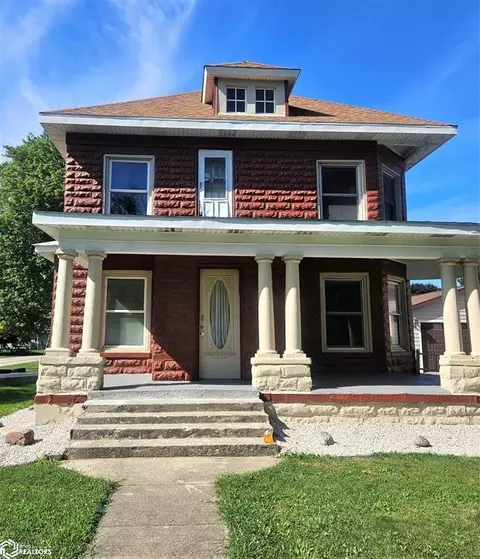 608 Walnut St, Burt, IA 50522