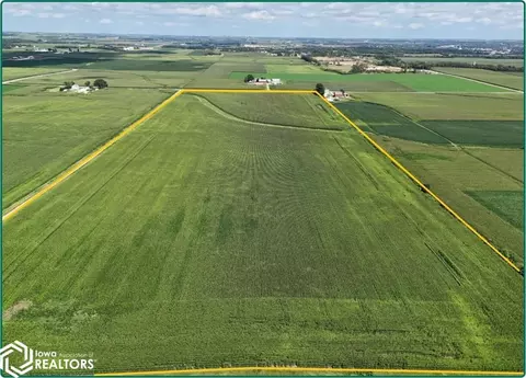 325 Th Ave, Dyersville, IA 52040