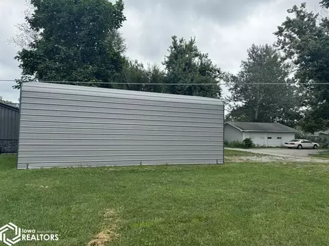 204 E Grant St, Centerville, IA 52544 photo 9