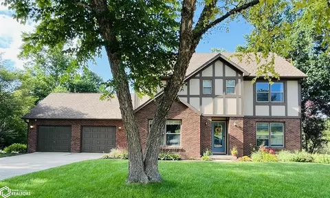 2407 New Salem Rd, Marshalltown, IA 50158