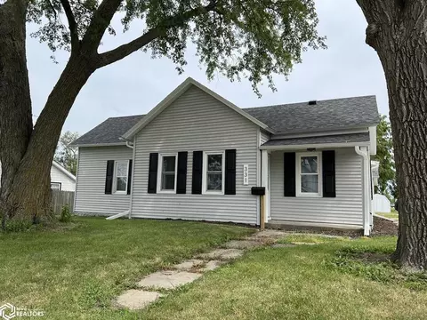 331 E Clay St, Osceola, IA 50213
