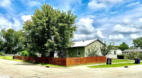 105 W Loomis Ave, Ottumwa, IA 52501