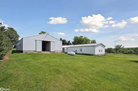Exterior - 921 Diagonal Rd, Malcom, IA 50157 photo 3 of 7