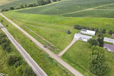 921 Diagonal Rd, Malcom, IA 50157