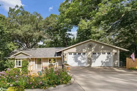 1015 Westwood Dr, Mount Pleasant, IA 52641