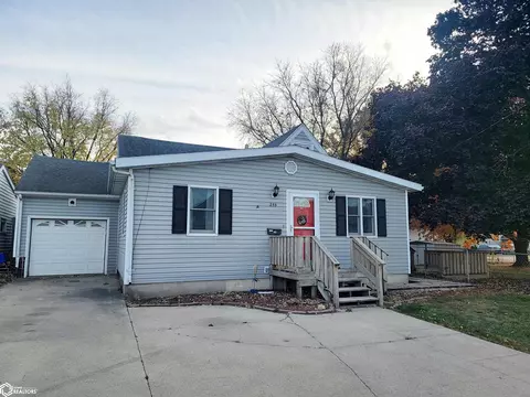 255 W 3rd St, Garner, IA 50438 photo 3
