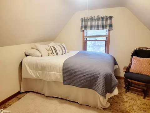 255 W 3rd St, Garner, IA 50438 photo 17