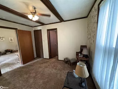 Entry Way - 702 W Maple St, Centerville, IA 52544 photo 1 of 1