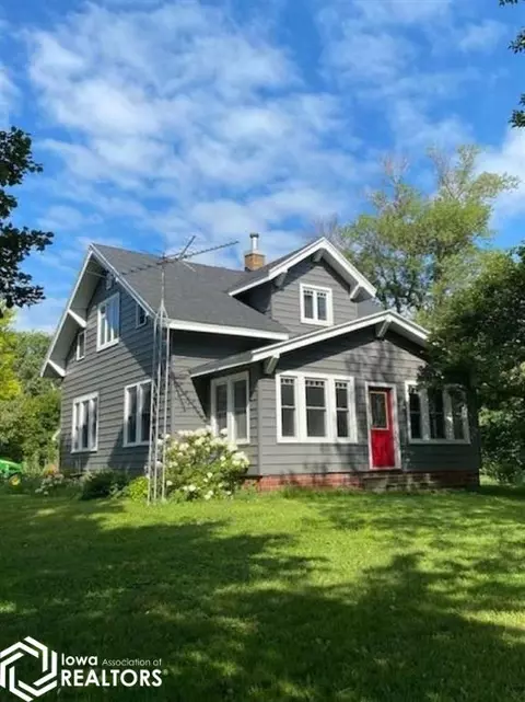 2115 Rake Ave, Garner, IA 50438