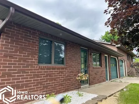 1306 Center Street Pl, Ottumwa, IA 52501