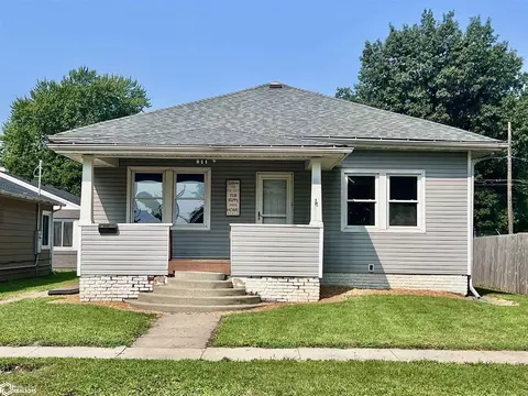 911 S 8th, Oskaloosa, IA 52577