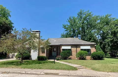 300 Edgewood Ave, Jefferson, IA 50129