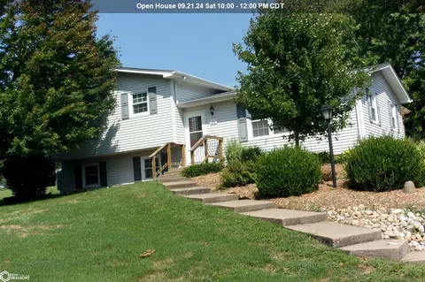 334 Park Dr, Hamilton, IL 62341