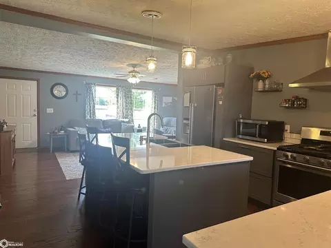1242 Township Rd E, Gladstone, IL 61437 photo 7