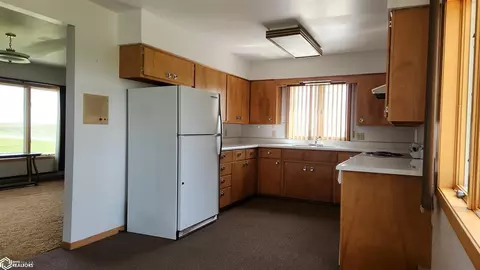Kitchen - 1001 390th Ave, Malcom, IA 50157 photo 2 of 4