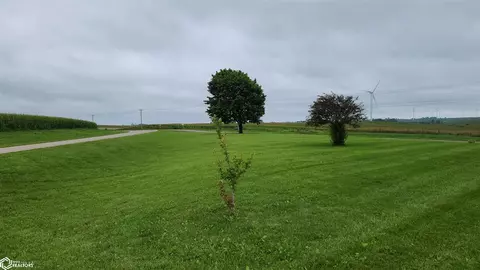 Exterior - 1001 390th Ave, Malcom, IA 50157 photo 6 of 8