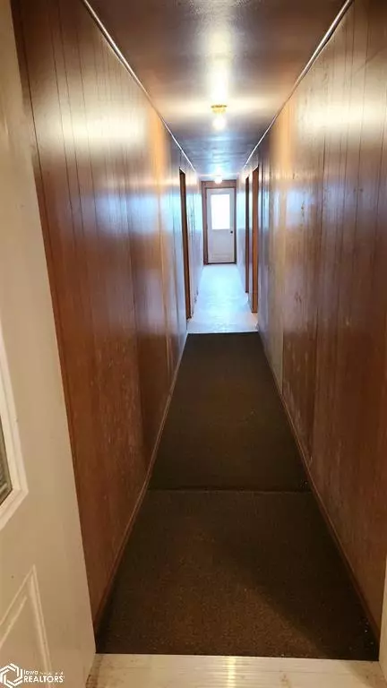 Entry Way - 1001 390th Ave, Malcom, IA 50157 photo 3 of 3