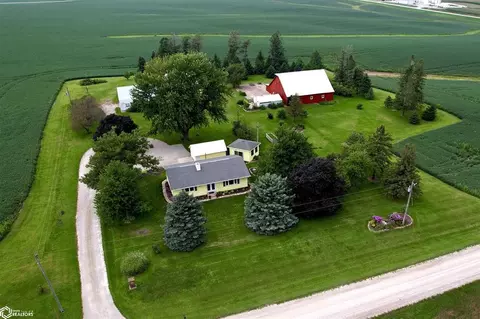 4224 175th St, Brooklyn, IA 52211