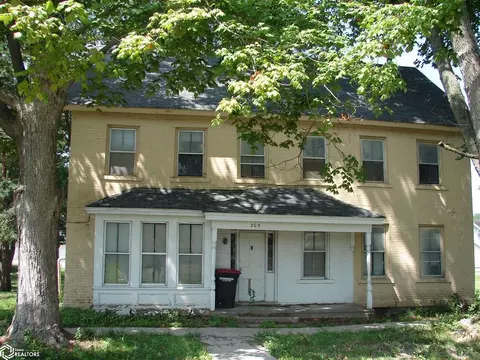 205 N Jackson St, Mount Pleasant, IA 52641